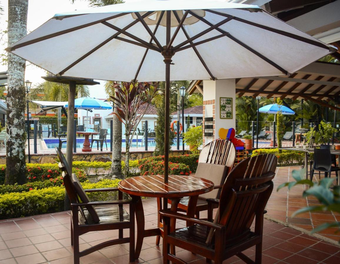Hotel Boutique Duranta Апиай Экстерьер фото