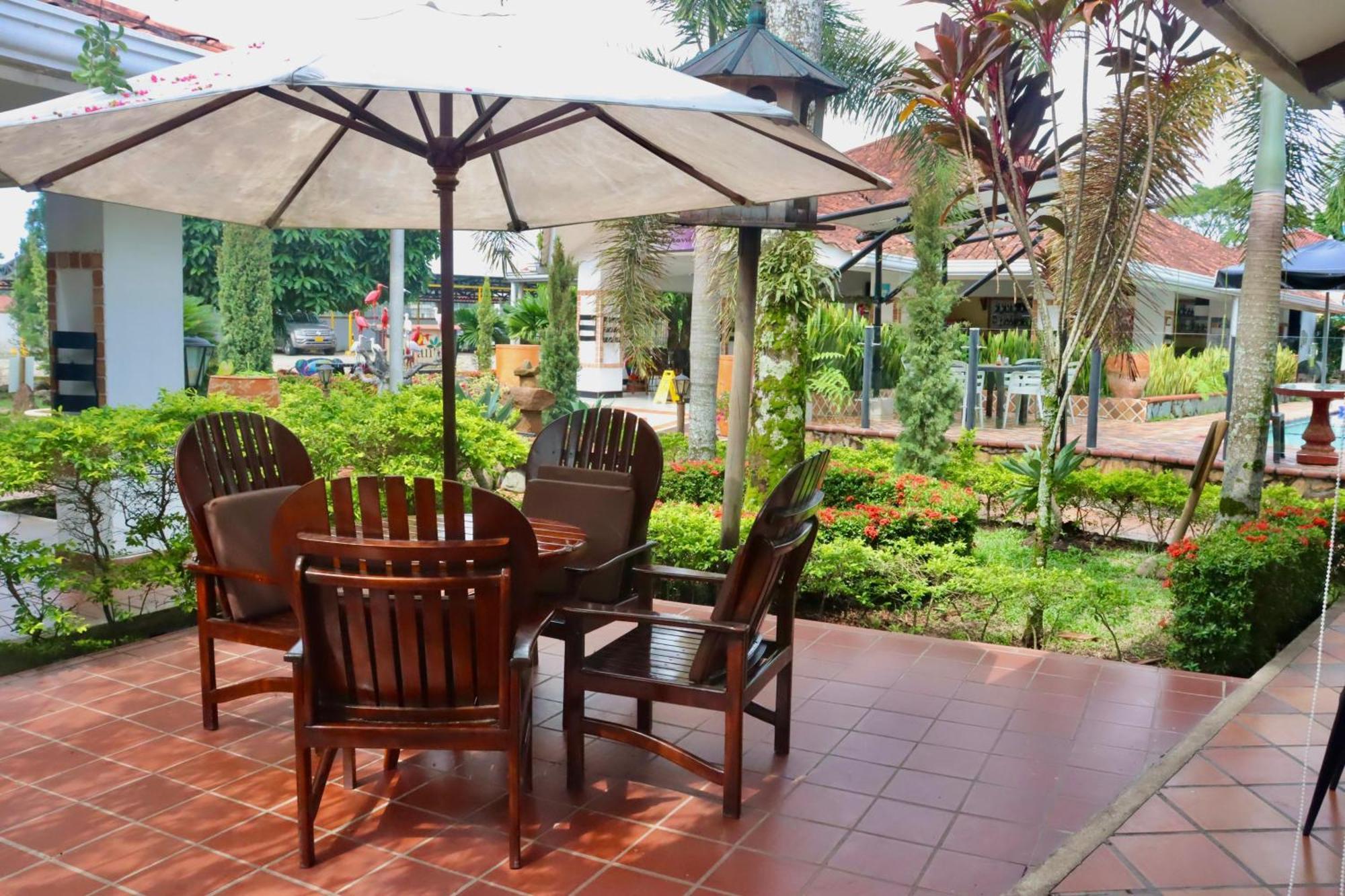 Hotel Boutique Duranta Апиай Экстерьер фото