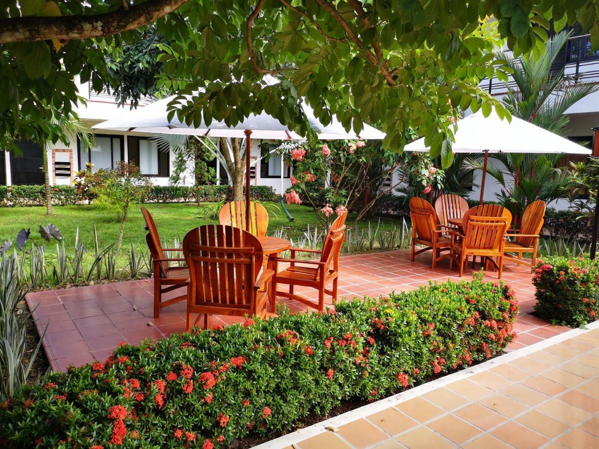 Hotel Boutique Duranta Апиай Экстерьер фото